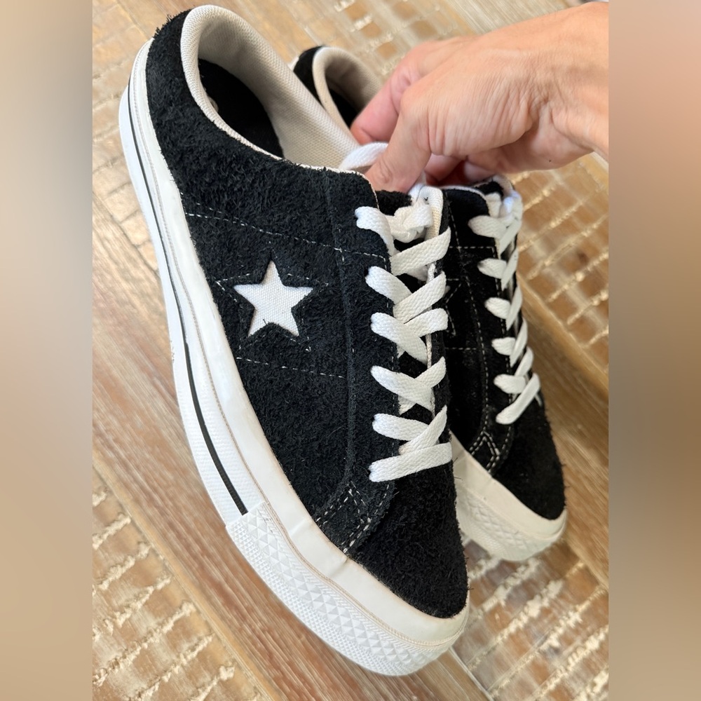 Converse Black and White One Star Low Top Sneakers - Picture 3 of 7